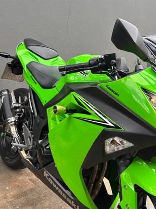 KAWASAKI NINJA 300 